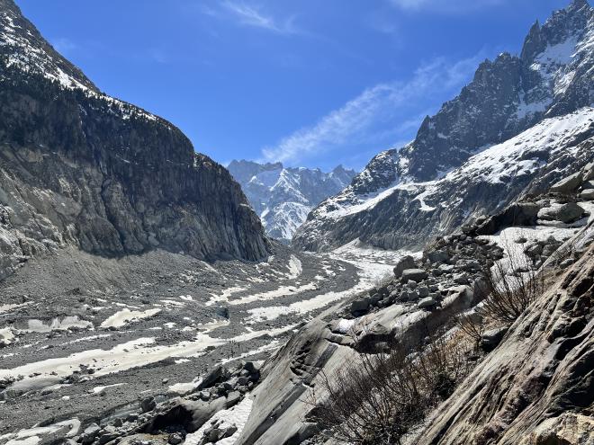 Die Zunge des Gletschers Mer de Glace im Mont-Blanc-Massiv