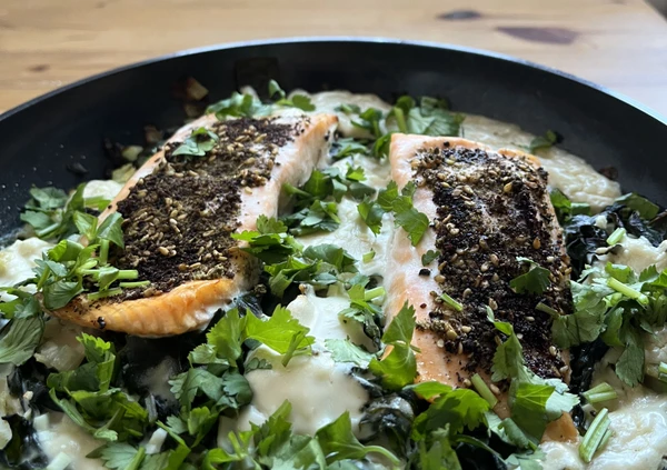 Lachs mit Zaatar und Tahina aus dem Ofen